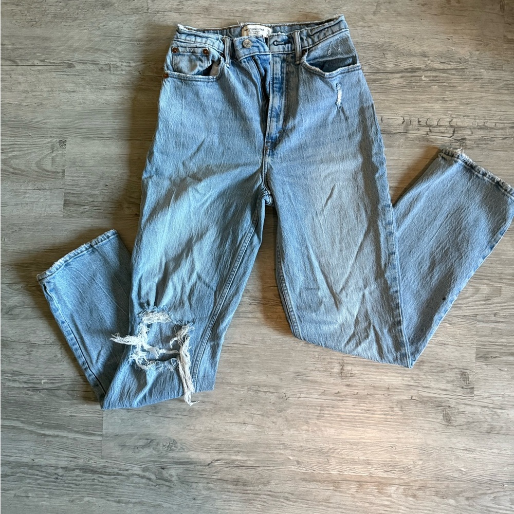Abercrombie & Fitch The '90s Straight Ultra High Rise